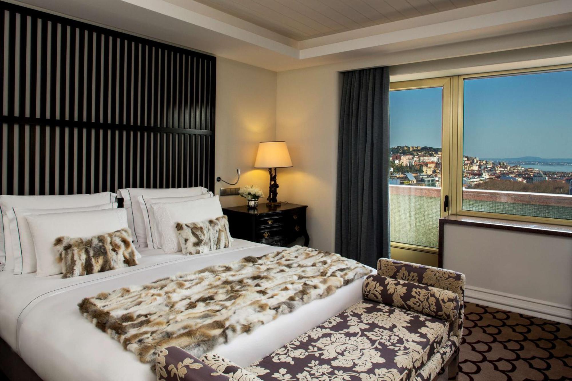 Tivoli Avenida Liberdade Lisboa - A Leading Hotel Of The World Bagian luar foto A bedroom at the hotel