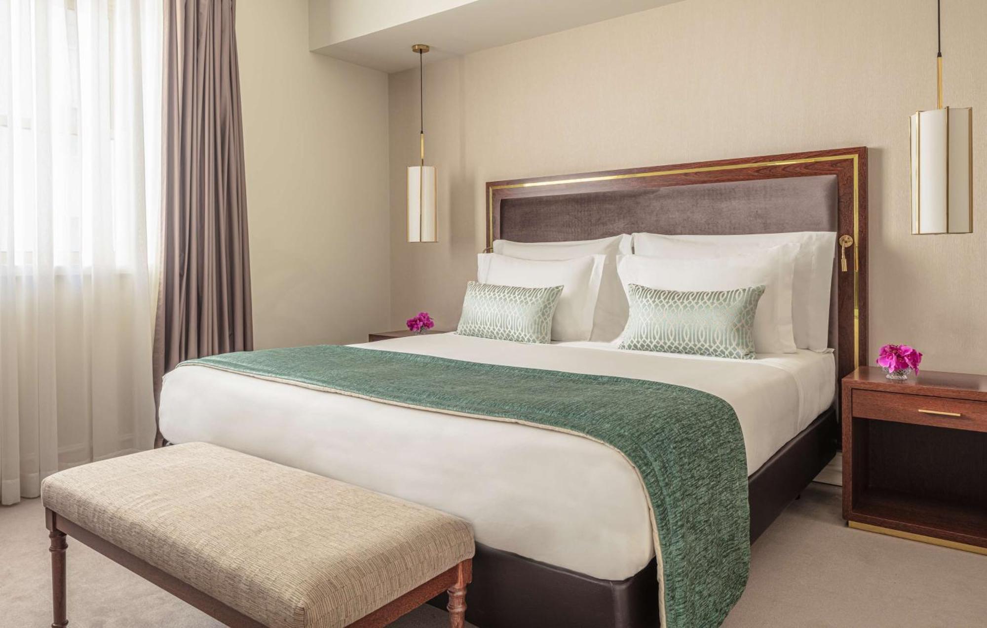 Tivoli Avenida Liberdade Lisboa - A Leading Hotel Of The World Bagian luar foto A bedroom at the hotel